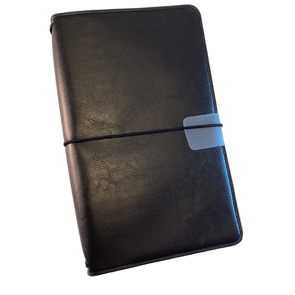 Carpe Diem Traveler's Notebook Journal Planner, Solid Black with Inserts